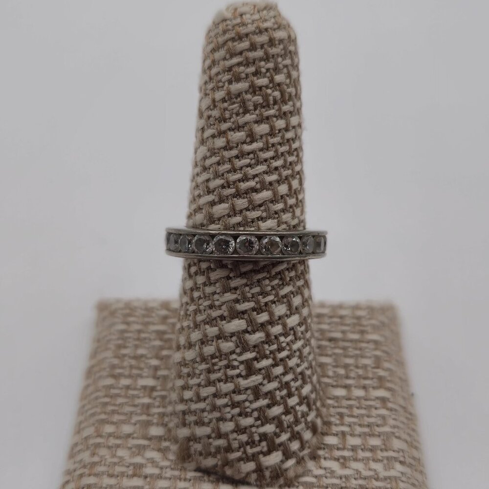 Size 8 Sterling Silver Channel Clear Cubic Zirconia Gems Ring A1750